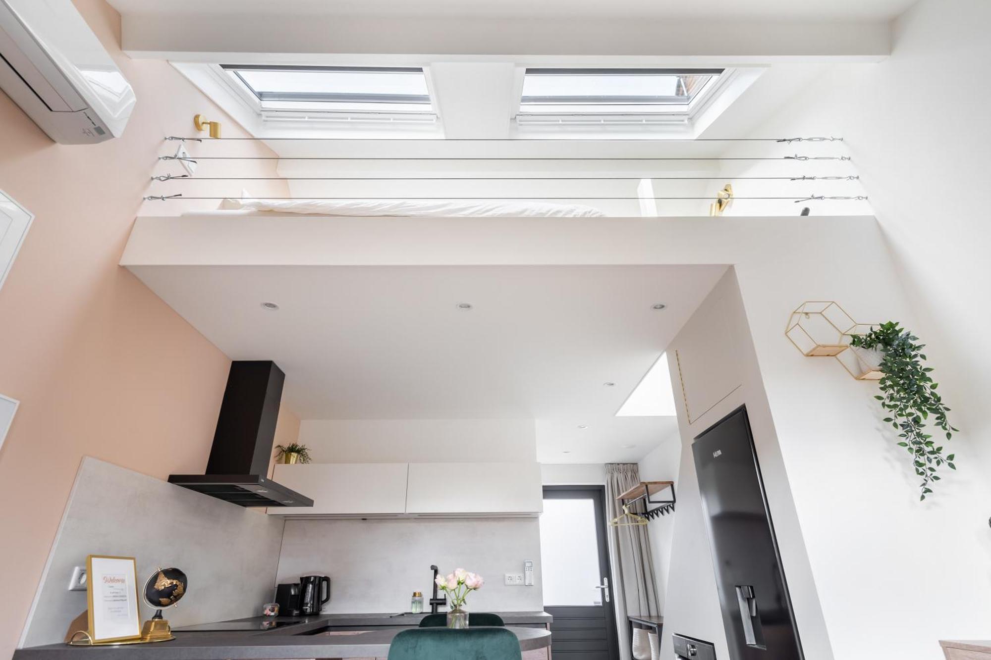 Luxury Fully Equipped Studio - Centrally Located Appartement Huizen Buitenkant foto